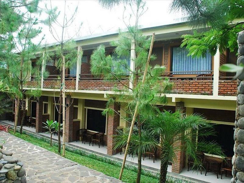 Bukit Alamanda Resort Garut Eksteriør billede