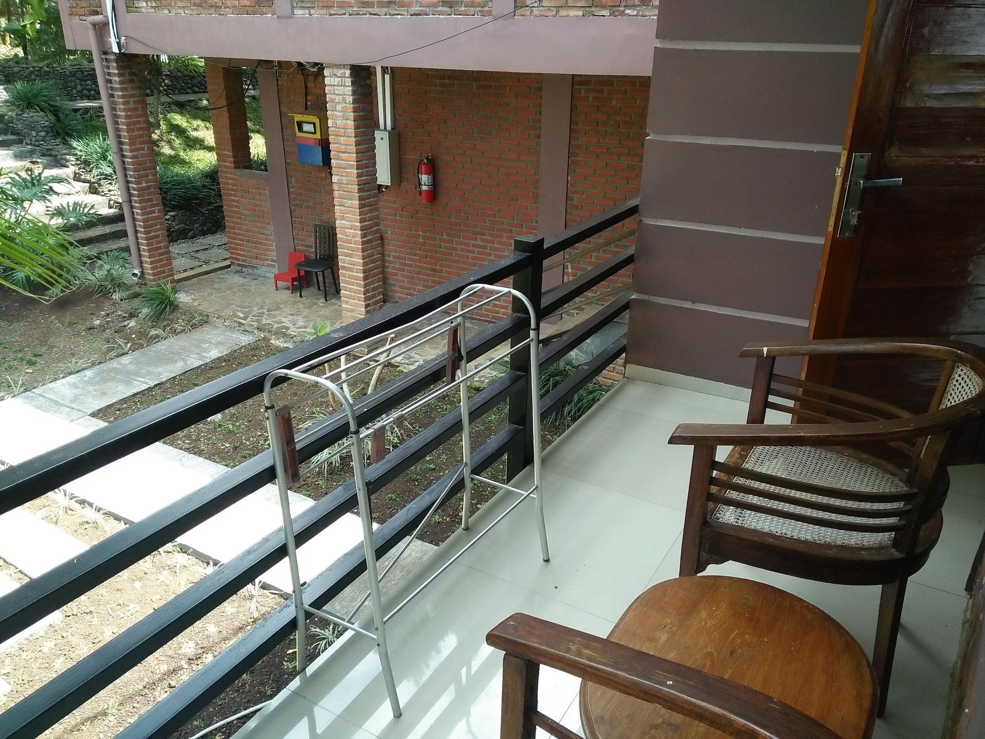 Bukit Alamanda Resort Garut Eksteriør billede