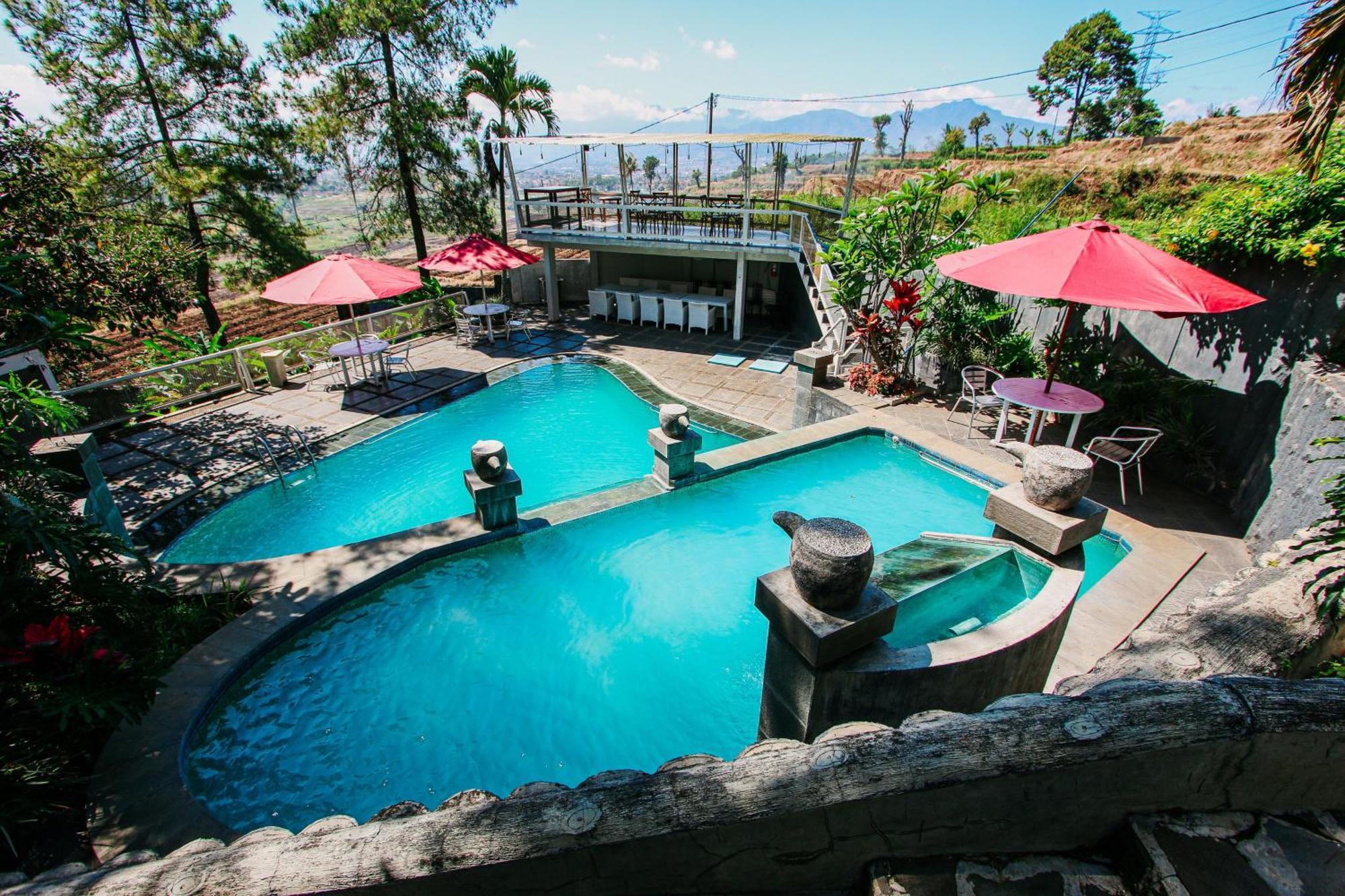 Bukit Alamanda Resort Garut Eksteriør billede