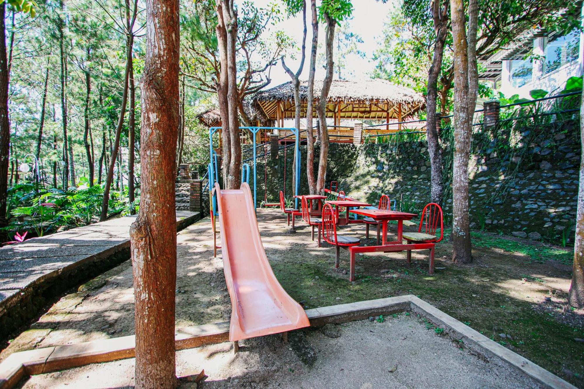 Bukit Alamanda Resort Garut Eksteriør billede